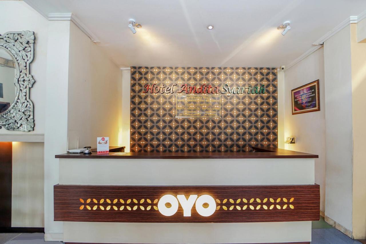 Oyo 231 ホテル アンディータ スヤリア スラバヤ エクステリア 写真